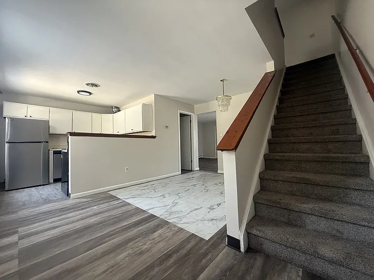 24 Delaware St #2 — Photo 3