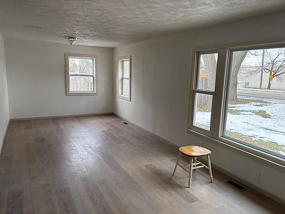 2nd image of 2717 20th St