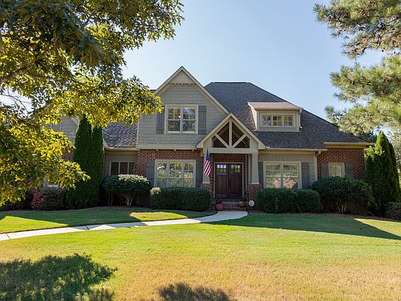 3rd image of 1070 Dunsmore Dr