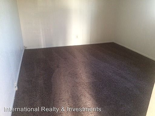 4th image of 1210 W 104th St