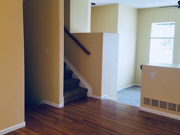2nd image of 800 Rockhurst Dr Unit B