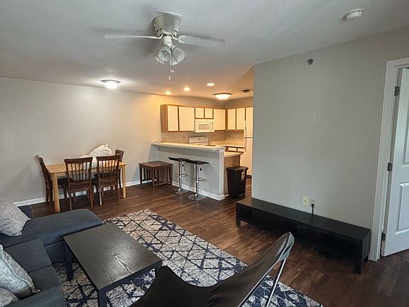 2nd image of 515 Davis Mills Dr APT 302