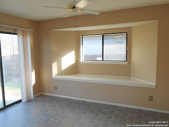 5th image of 11046 Kimes Park Dr