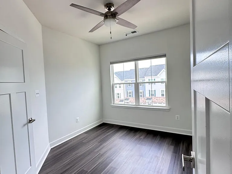 118 Twinleaf Way — Photo 34