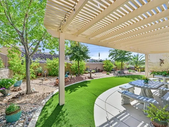 2703 White Sage Dr, Henderson, NV 89052