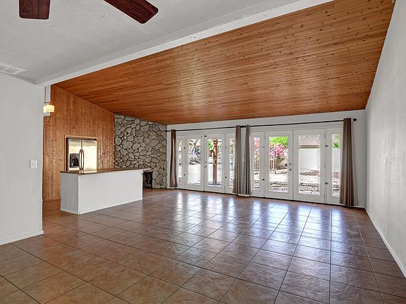 4th image of 53150 Avenida Obregon