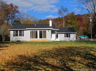 5 Bolles Ct, Quaker Hill, CT 06375