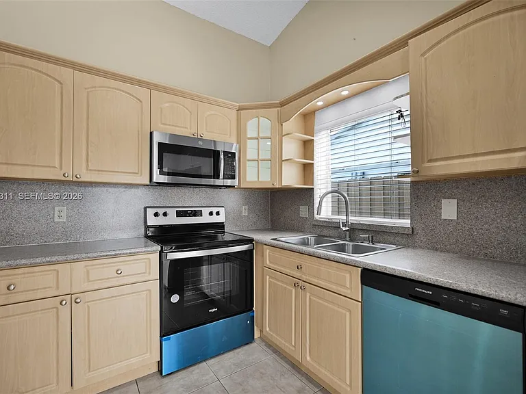 4471 SW 138th Ct — Photo 18