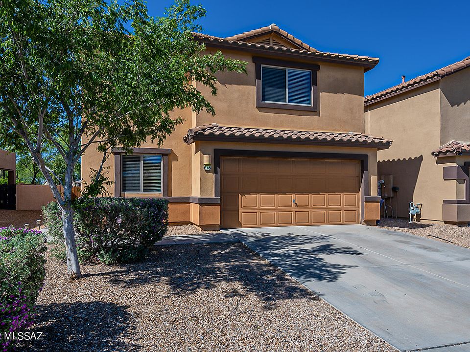 1st image of 618 W Calle Franja Verde