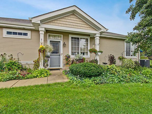 2nd image of 390 N Carlisle Ct #0