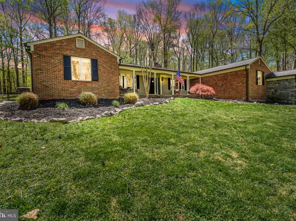 11605 Choir Ln, Fairfax Station, VA 22039