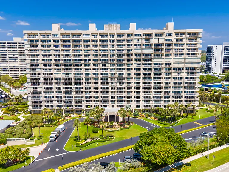 4301 N Ocean Blvd #1002 — Photo 36