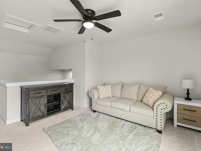 10706 Larkswood St — Photo 30