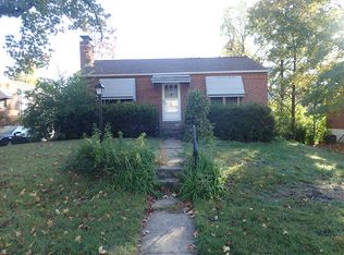 1114 Sturgis Dr, Saint Louis, MO 63122