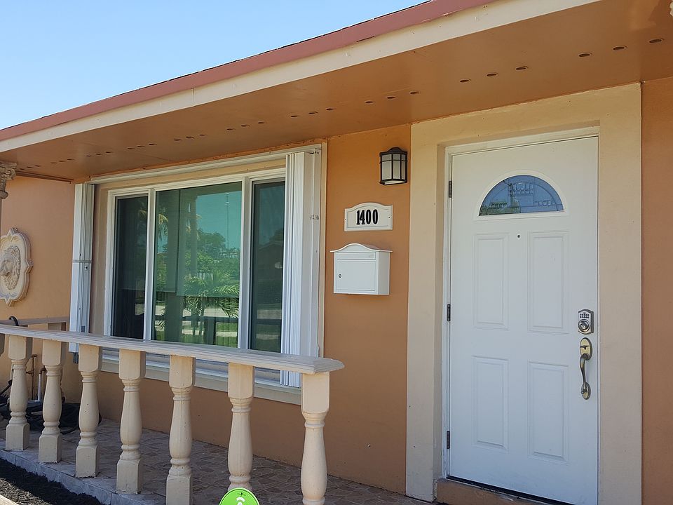 1st image of 1400 NW 200th St