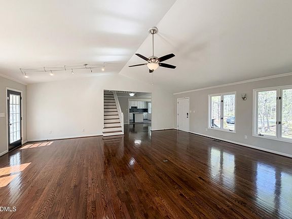 5th image of 5200 Sky Lane Dr