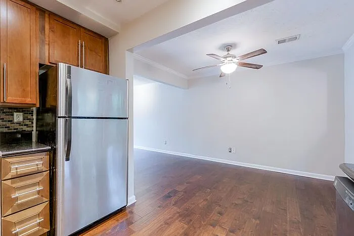 255 Winding River Dr #J — Photo 11