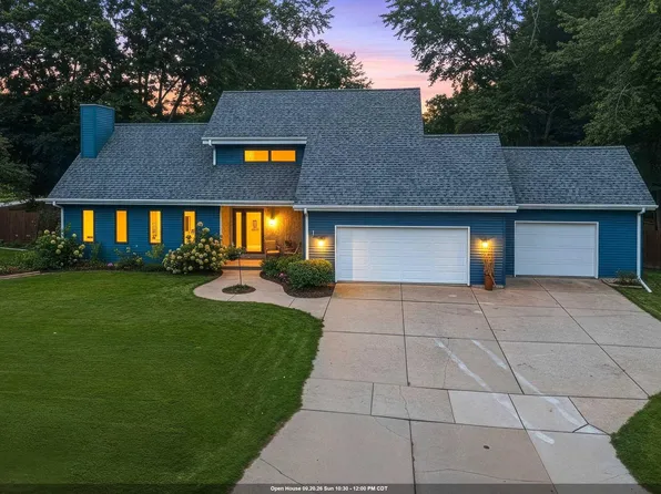 3003 Open Gate Trl, Green Bay, WI 54313