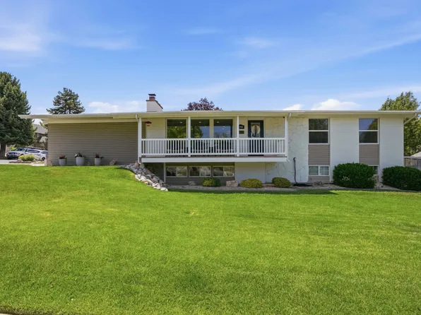 2590 E Country Ave, Cottonwood Heights, UT 84121