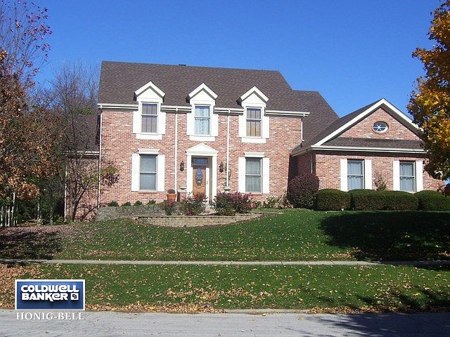 1st image of 905 Edgewood Dr