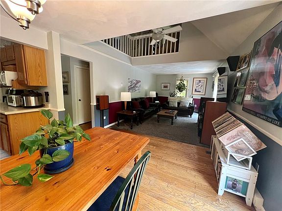 5th image of 505 Maureen Cir
