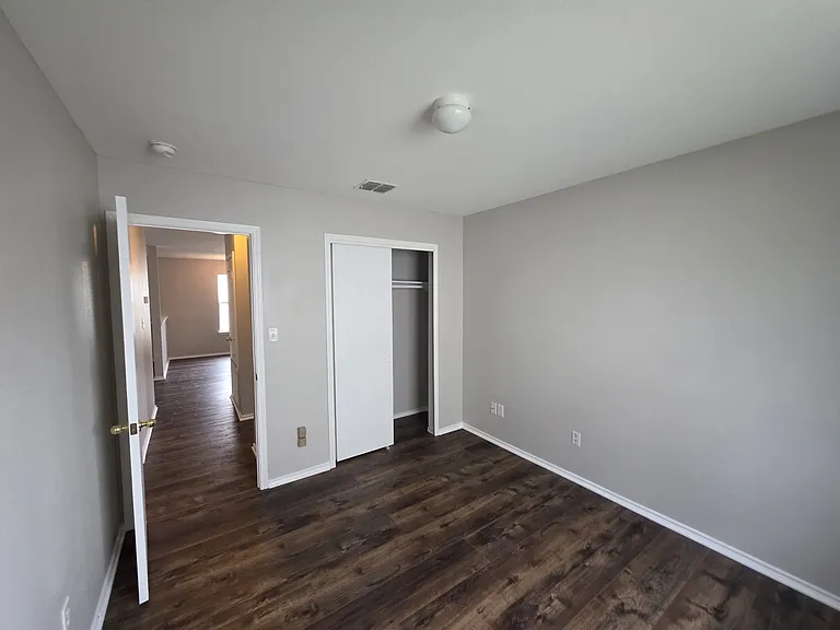 9730 Marbach Cyn — Photo 10