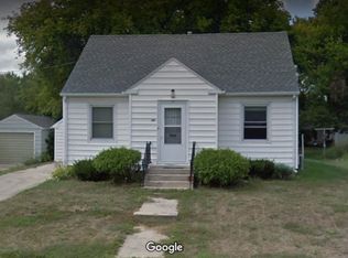 121 S 3rd Ave W, Hartley, IA 51346