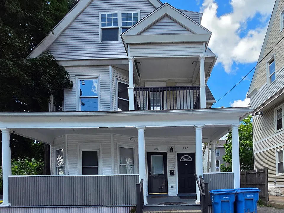 261 Willow St #2
