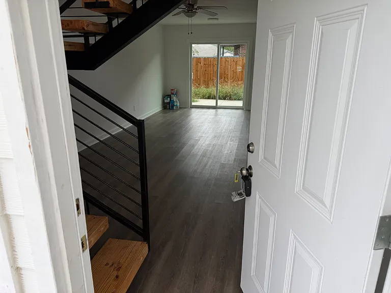 7651 Oak Chase #2 — Photo 3