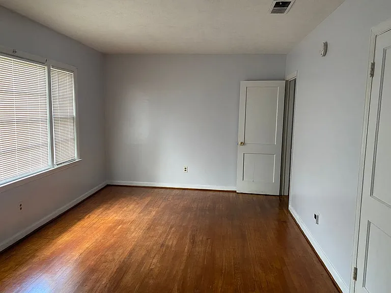3938 Trask Dr — Photo 2