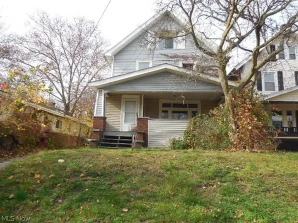 421 Crestwood Ave, Akron, OH 44302