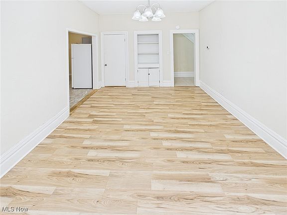 4th image of 816 17th St