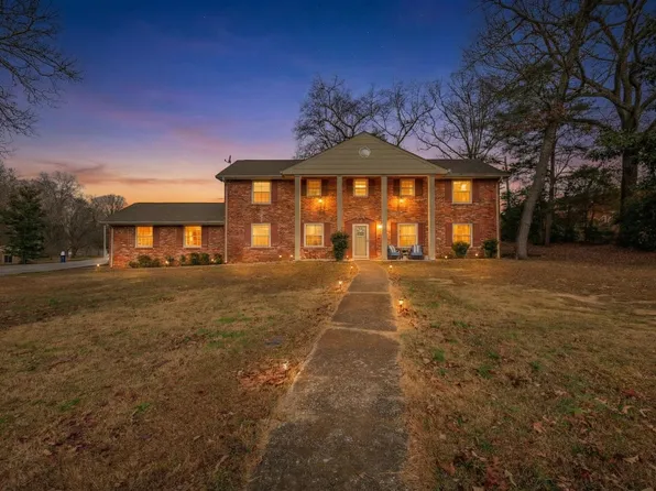 4535 Lake Haven Dr, Chattanooga, TN 37416