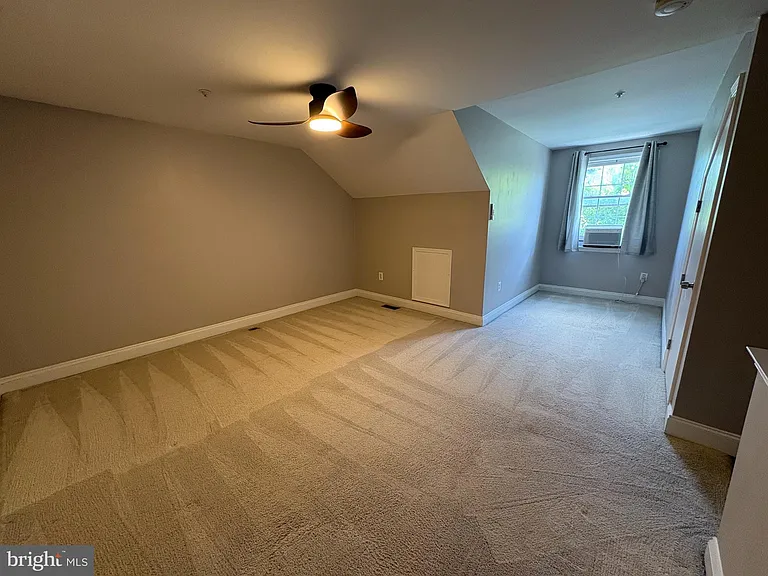 3847 Watkins Mill Dr — Photo 28