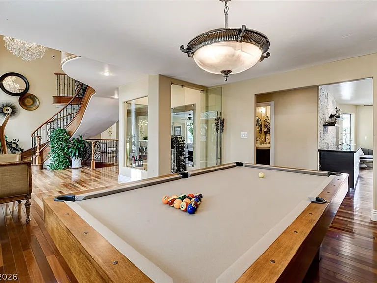 7001 Alamitos Cir — Photo 17