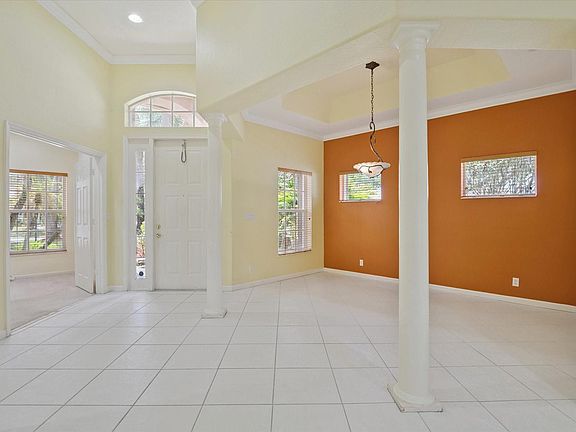5th image of 11015 NW 64th Drive