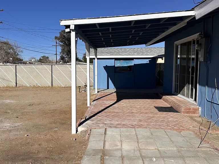 219 S Norma St — Photo 16