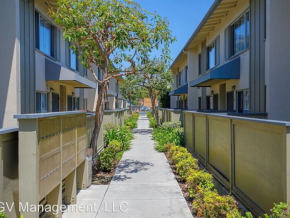 3rd image of 502 Orange Ave APT 20
