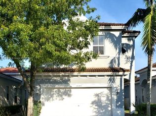 1049 NE 40th Rd, Homestead, FL 33033