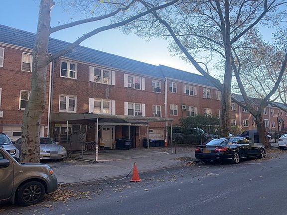 3rd image of 3227 92nd St