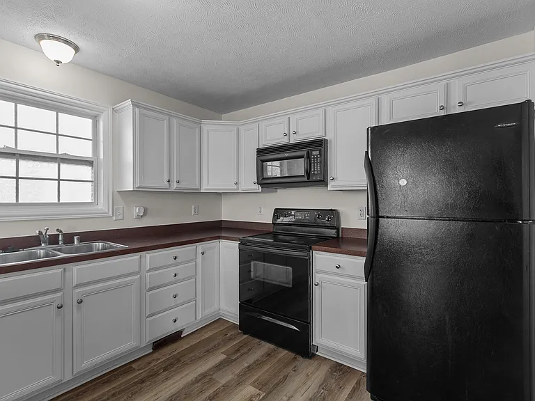 261 Palmer Dr — Photo 8
