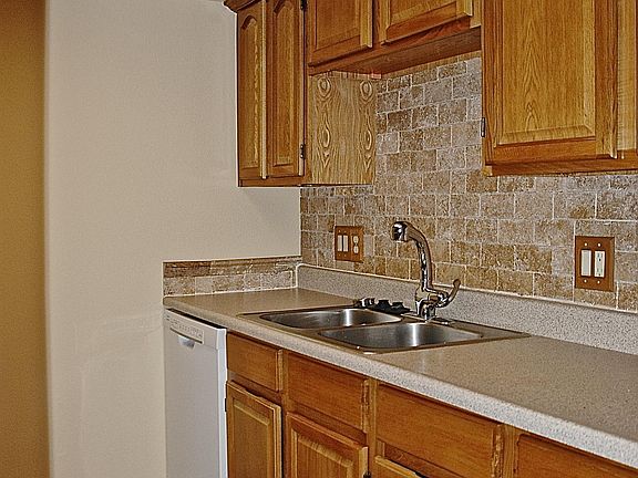 4th image of 1622 E Campbell Ave APT T