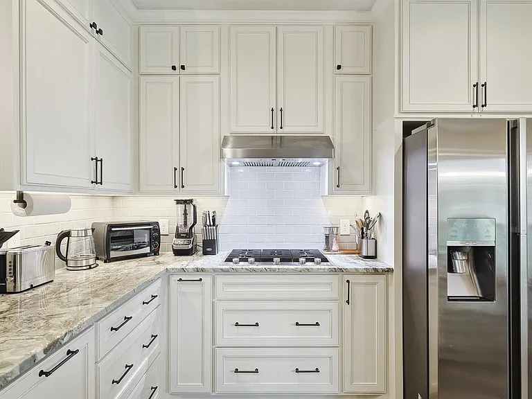 2080 Kamla Rd — Photo 18