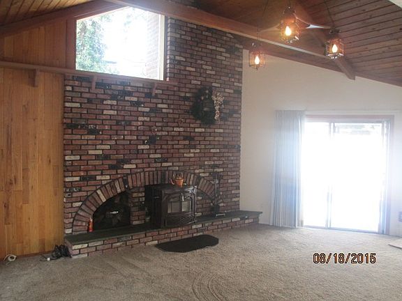 3rd image of 94 Knollwood Dr