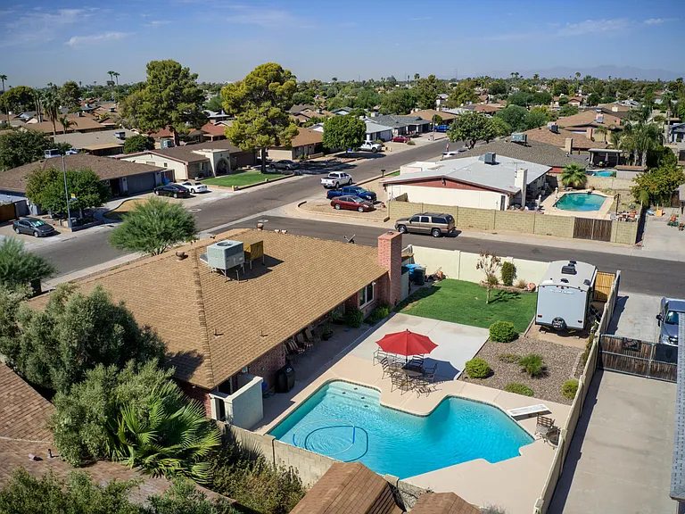 4532 W Corrine Dr — Photo 32