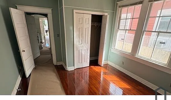 2 bed, 800 sqft, $1,560 — Photo 2