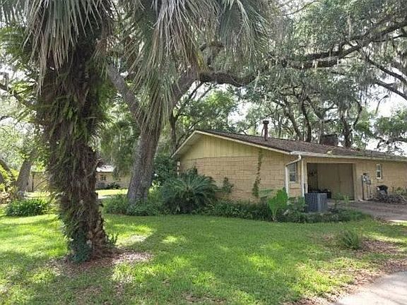 3rd image of 663 Silver Pass