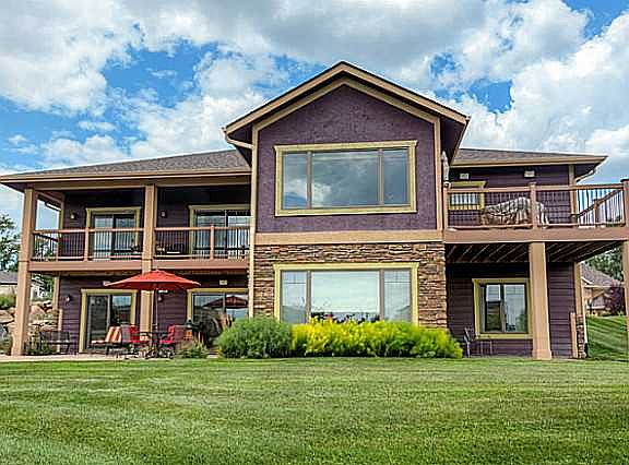 2nd image of 5870 Fairway Ct