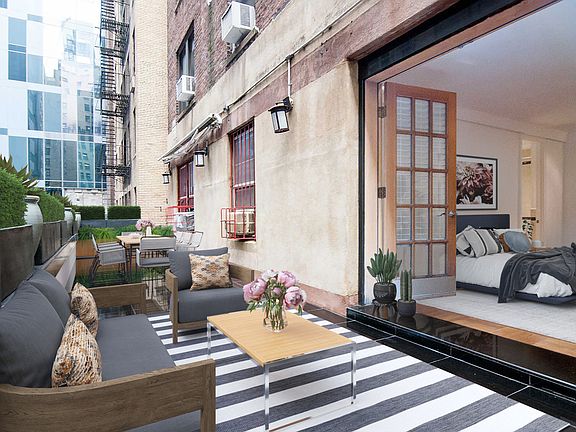 2nd image of 150 W 58th St APT 2D