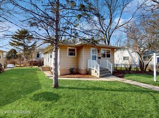 200B Lincoln Ave, Fox River Grove, IL 60021